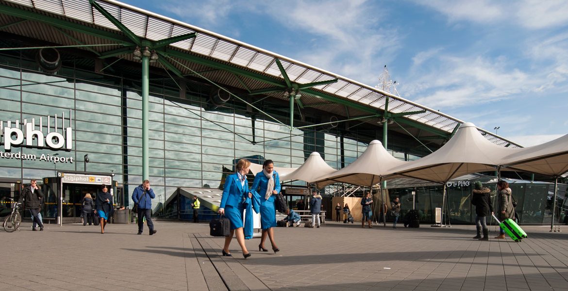 Frank bezocht marktconsulatie Schiphol